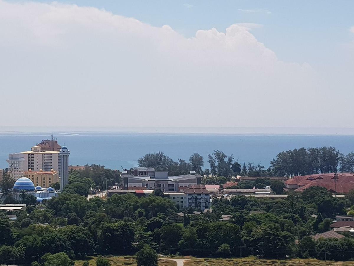 The Executive Seaview 1 At Icon Residence Kuala Terengganu Buitenkant foto