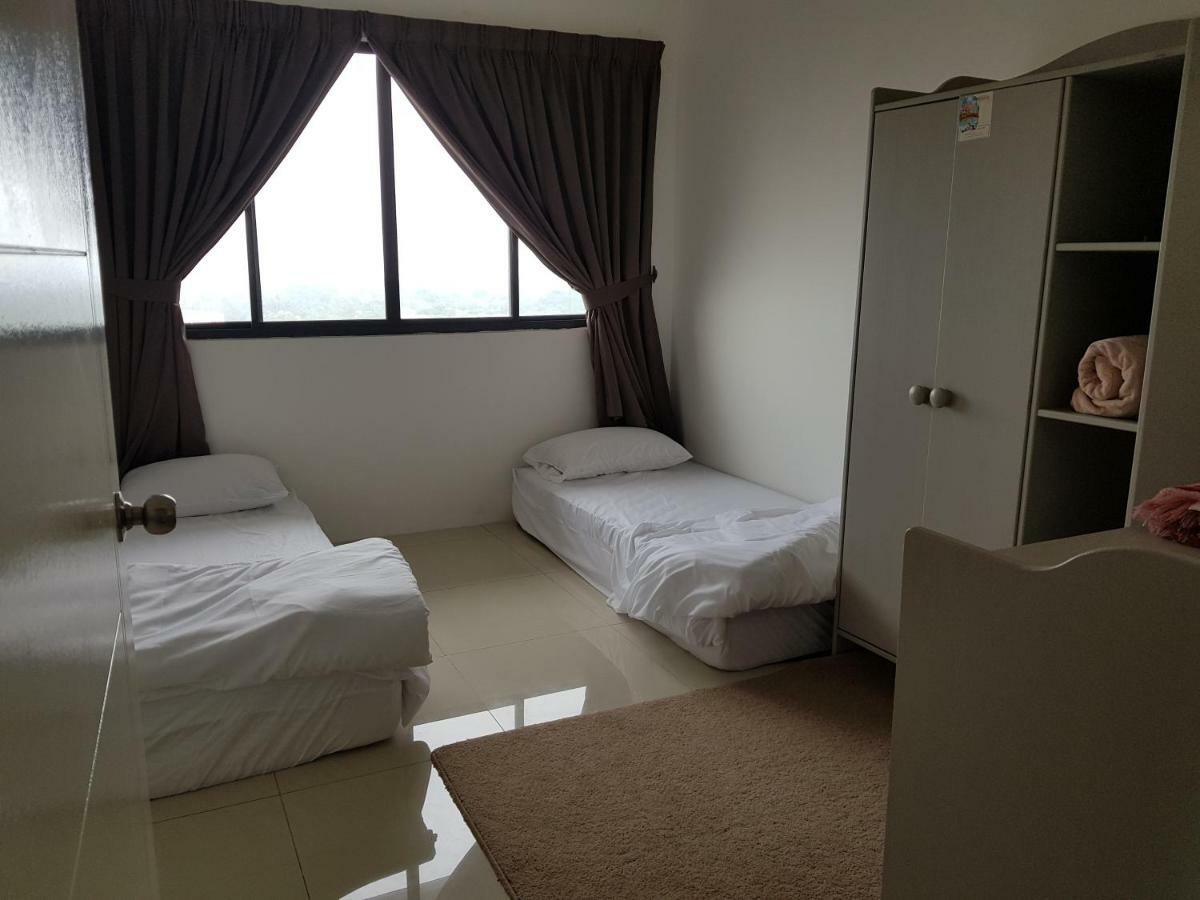 The Executive Seaview 1 At Icon Residence Kuala Terengganu Buitenkant foto